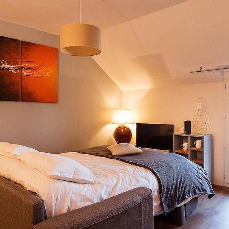 Studio Confortable, Parking Et Jardin Bucheres Exterior photo